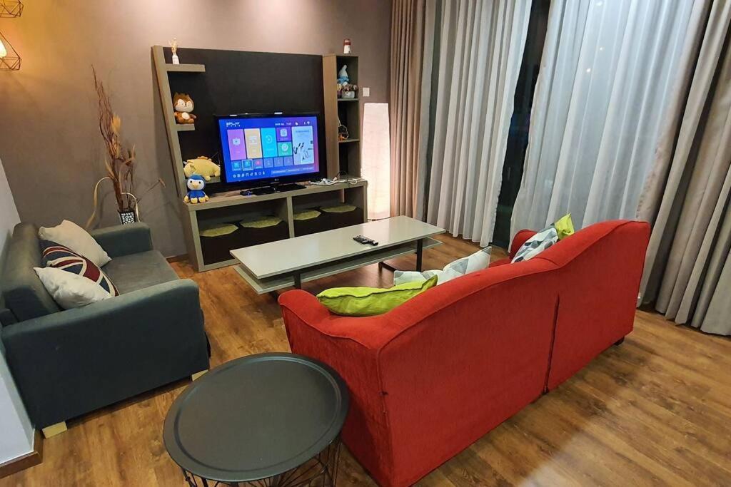 Lovely Jazz 1 3Bedrooms With 2 Card Lv9 Kuching Bagian luar foto